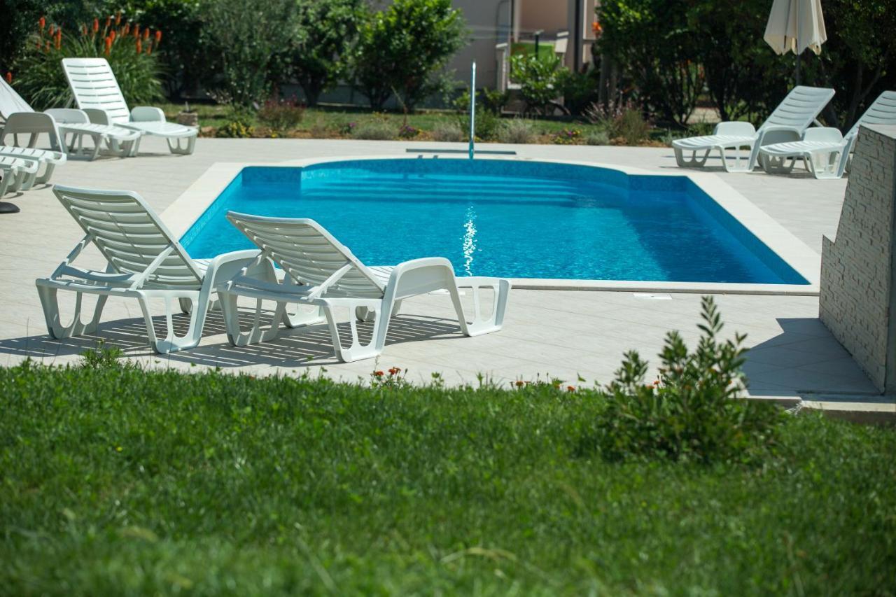 Apartments Renata Banjol Luaran gambar